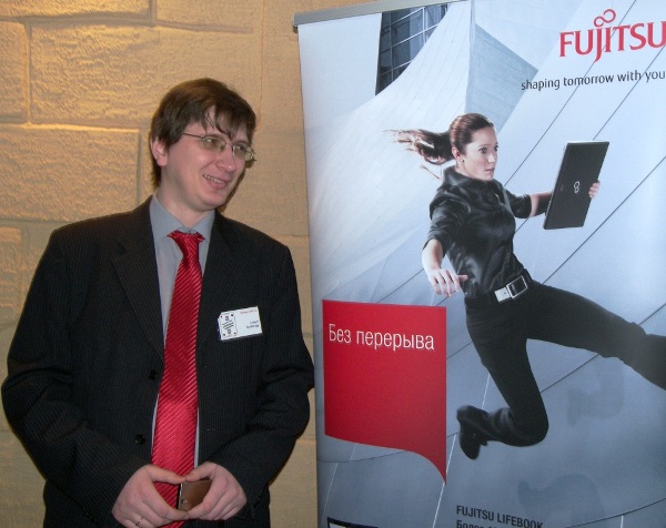  ,   Fujitsu   . 8-   -        . . 25  2011 . :  .